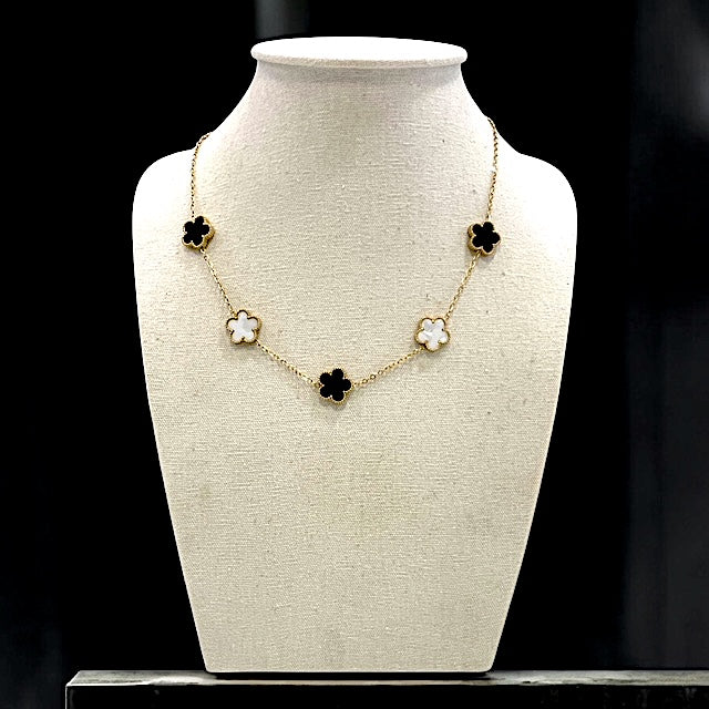 Brigitte/ Collier Acier I.P Gold